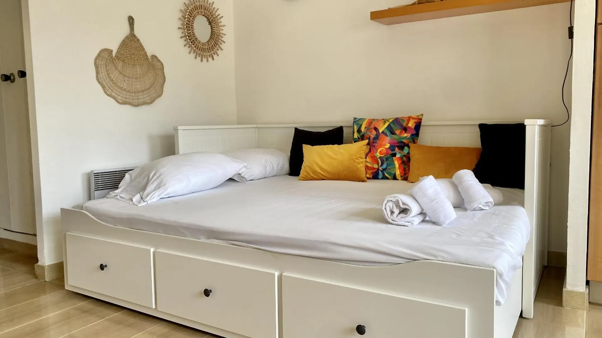 Apartment Le Studio De Garavan, Au Calme Menton