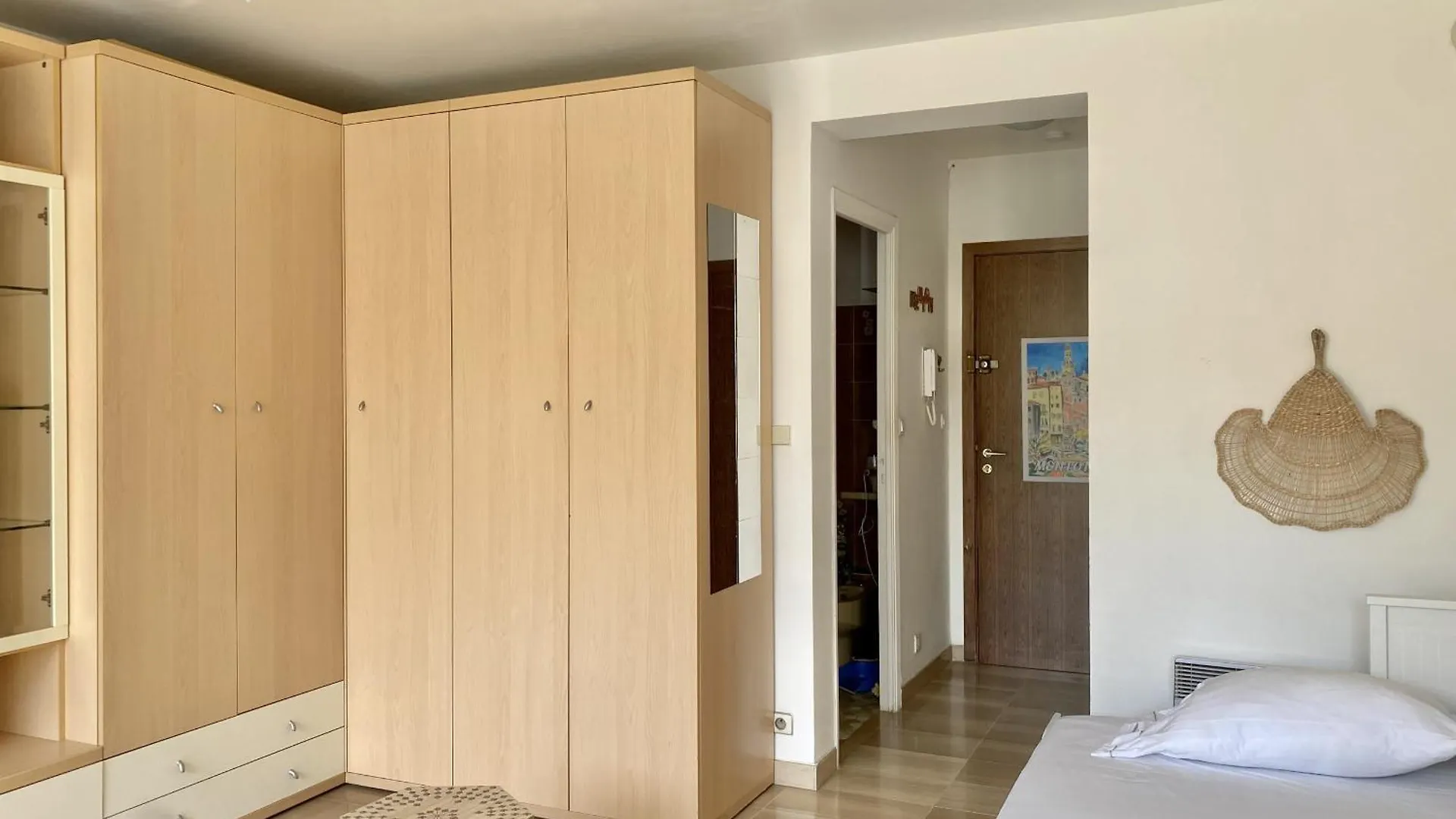 Apartment Le Studio De Garavan, Au Calme Menton France